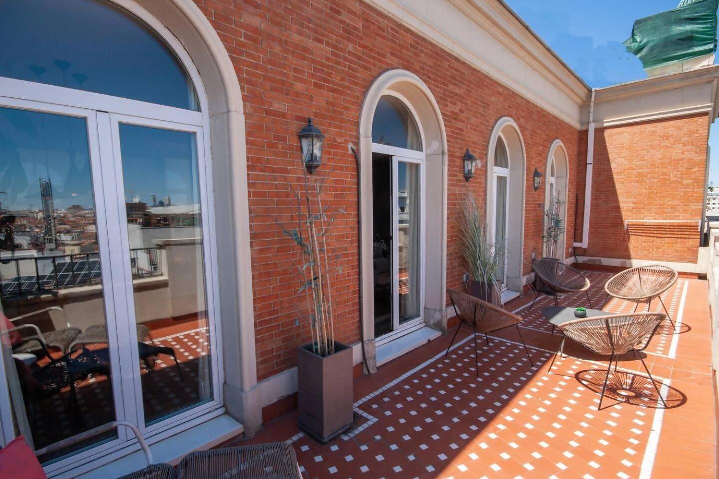 Apartmán Atico En La Gran Via Con Terraza Madrid Exteriér fotografie